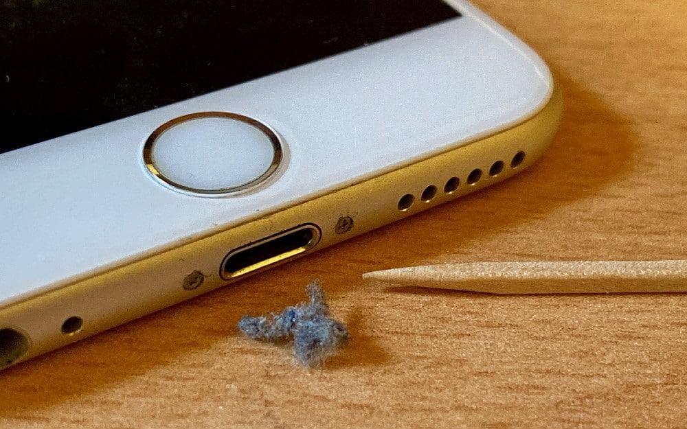 iPhone charging port dirty